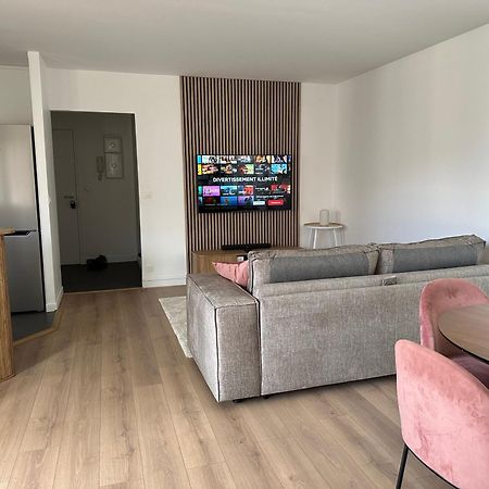 Appartement Proche Paris-Aeroport Cdg-Gare-Disney Villiers-le-Bel Exteriör bild