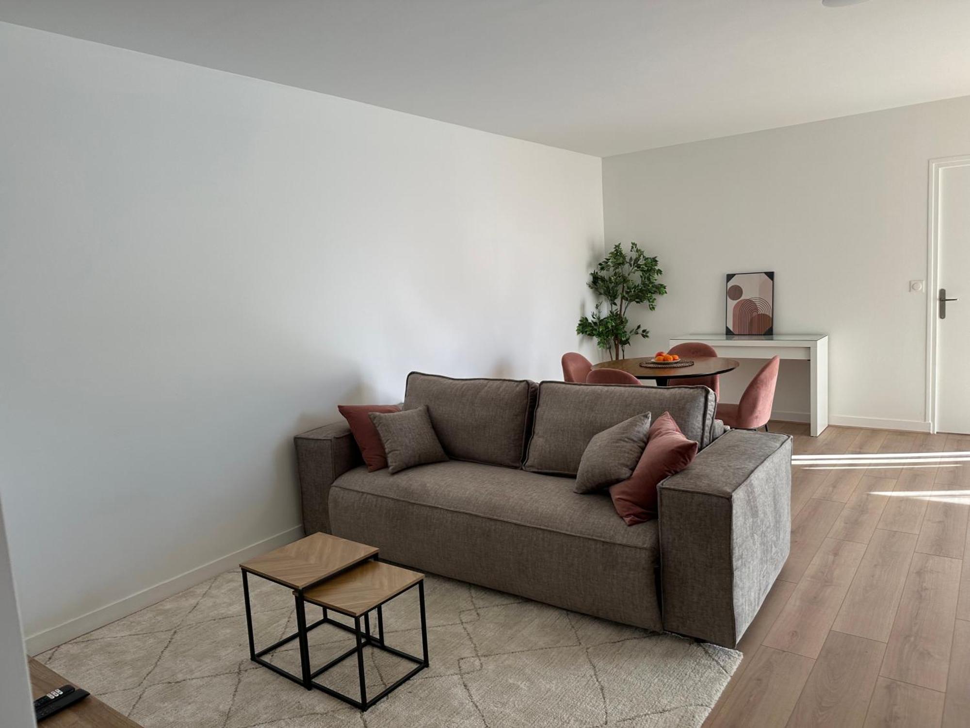 Appartement Proche Paris-Aeroport Cdg-Gare-Disney Villiers-le-Bel Exteriör bild